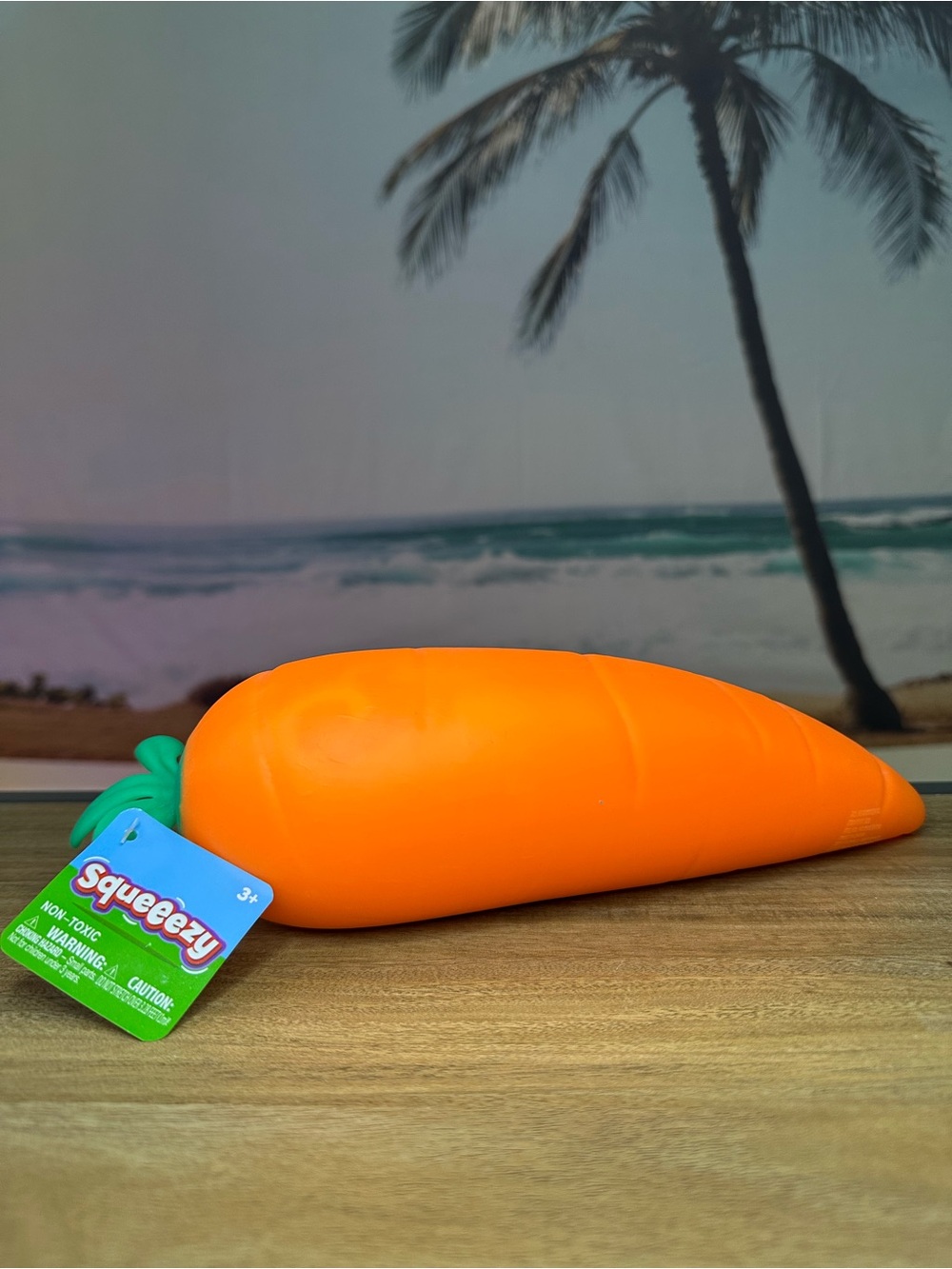 Jumbo Squeeezy Carrot